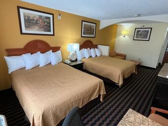 Chocolate Express Hotel & Suites Hershey