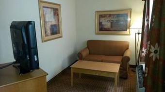 Holiday Inn Express Hotel And Suites Jenks