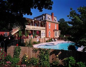 Bed & Breakfast Greystone Manor