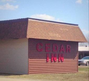 Posada Cedar Inn Motel