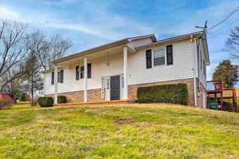 Family-friendly Jonesborough Retreat With Yard!