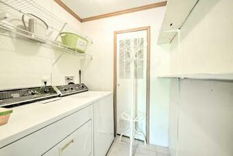 Warm And Inviting Family Home - 2 Mi To Golf Course!