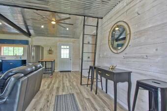 Bc - Blue Jay Getaway