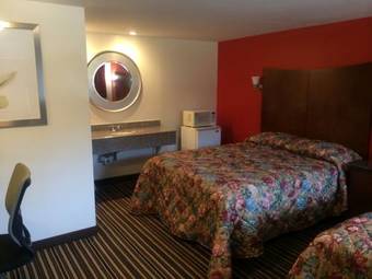 Motel Travel Inn And Suites