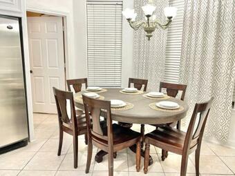 Colonial Chic Home
