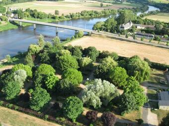 Camping De Marcilly Sur Vienne