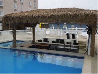 Oceanic Hotel & Barefoot Tiki Bar