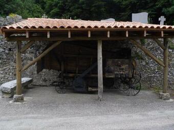 Maisonnette Typique En Pierre De La Region Audoise