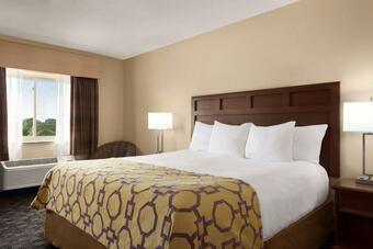 Hotel Baymont By Wyndham Mt. Pleasant