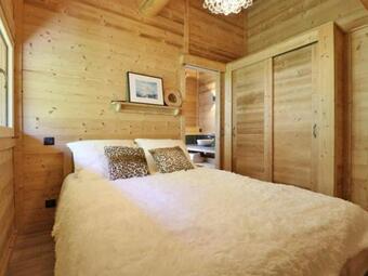 Chalet Montvalezan-la Rosi�re, 5 Pi�ces, 8 Personnes - Fr-1-398-619