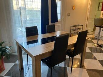 Apartamento Calme Et Spacieux Pr�s Du Loing Et Du Centre