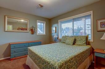 Northern Lights Home