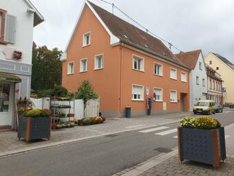 Apartamentos Meubl�s Du 25 N2 F2 Rdc