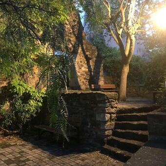 Pretty Village House, Nizas Pezenas