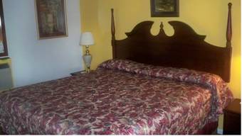 Catalina Airport Motel