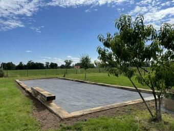 G�te Pierrefitte-sur-loire, 3 Pi�ces, 5 Personnes - Fr-1-489-347