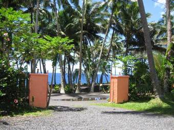 Oceanfront Cottage At Kehena Beach