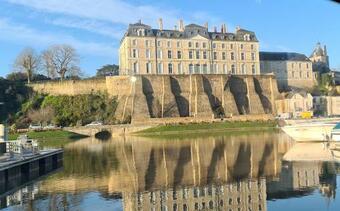 Apartamento Cozy Id�al, Vue Sur Le Port, Les Pieds Dans L'eau.