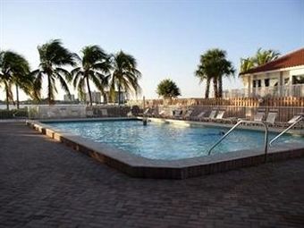 Hotel Lover's Key Beach Club