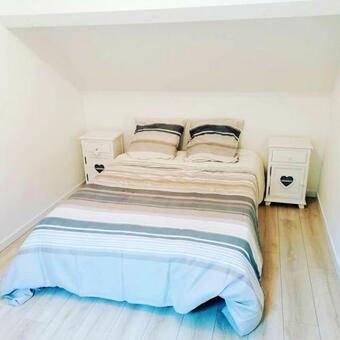 Maison De 2 Chambres Avec Jardin Clos Et Wifi A Sainte Genevieve Les Gasny