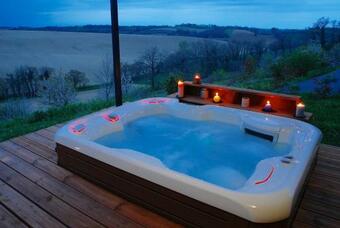 Bed & Breakfast Chambre D'h�tes De Charme � La Maison Bleue