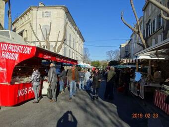 Apartamento Proche P�z�nas, Tr�s Bel Appartement, Commerces