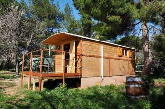 Roulotte Dans L'aude