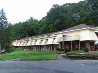 Motel Passport Inn And Suites