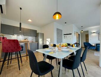 Sunlight Lux Apartment