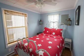The Viola Cottage