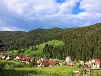 Bed & Breakfast Pensiunea La Turcu