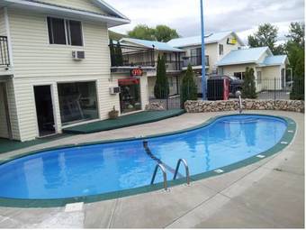 Motel Cache Creek Inn
