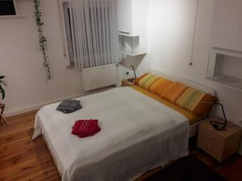 Apartamento Ferienwohnung Lerchennest