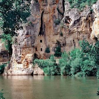 G�te Le P'tit Bassoul 426 Route De Saint Clair 46330 C�nevi�res