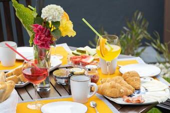 Abra�os Dos Av�s - Casas De Aldeia