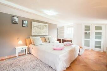 Apartamento The Magnificent Setting Features The Gentle Rolling Hills And Fragrant Wine