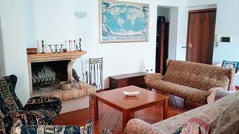 Casa Dei Ciclamini - Villetta Indipendente Tra Mare E Collina