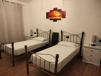 Hostal Casa Janas Affittacamere