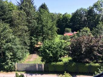 Apartamento Zentrumsnahe Dachwohnung In Gr�ner Oase