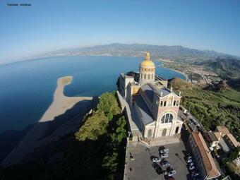 Casa Vacanza Mare Roccalumera Taormina