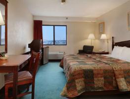 Hotel Days Inn & Suites Detroit Metropolitan Airport