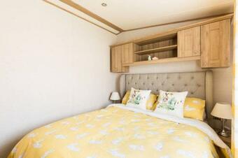 Thumper Lodge - Luxury Lodge With Hot Tub