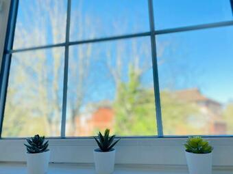 Apartamento 4 Single Beds Or 2 Doubles - Free Parking Spaces - Smart Tv's - City Centre Spacious Flat