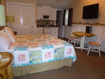 Falmouth Heights Motor Lodge