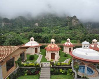 La Buena Vibra Retreat And Spa Hotel