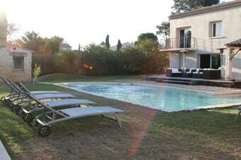 Bed & Breakfast Uz�s-pont Du Gard