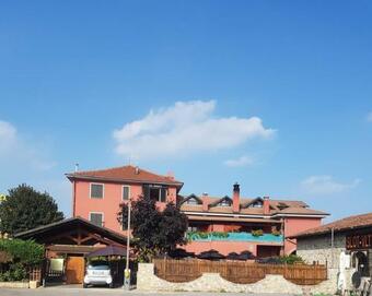 Hotel The Marins