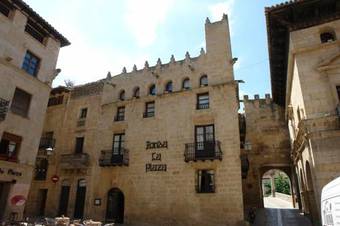 Hostal Fonda La Plaza