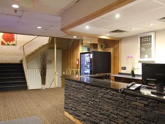 Hotel Provost Motor Inn