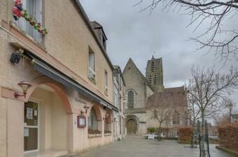 Apartamento Iloc Appartement �tampes, Place Saint Gilles